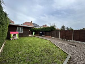 Photo 21- click for photo gallery